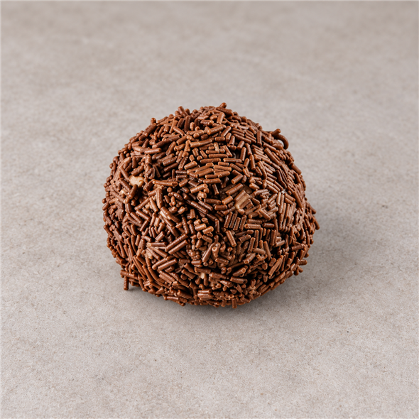 Romkugle med chokoladekrymmel